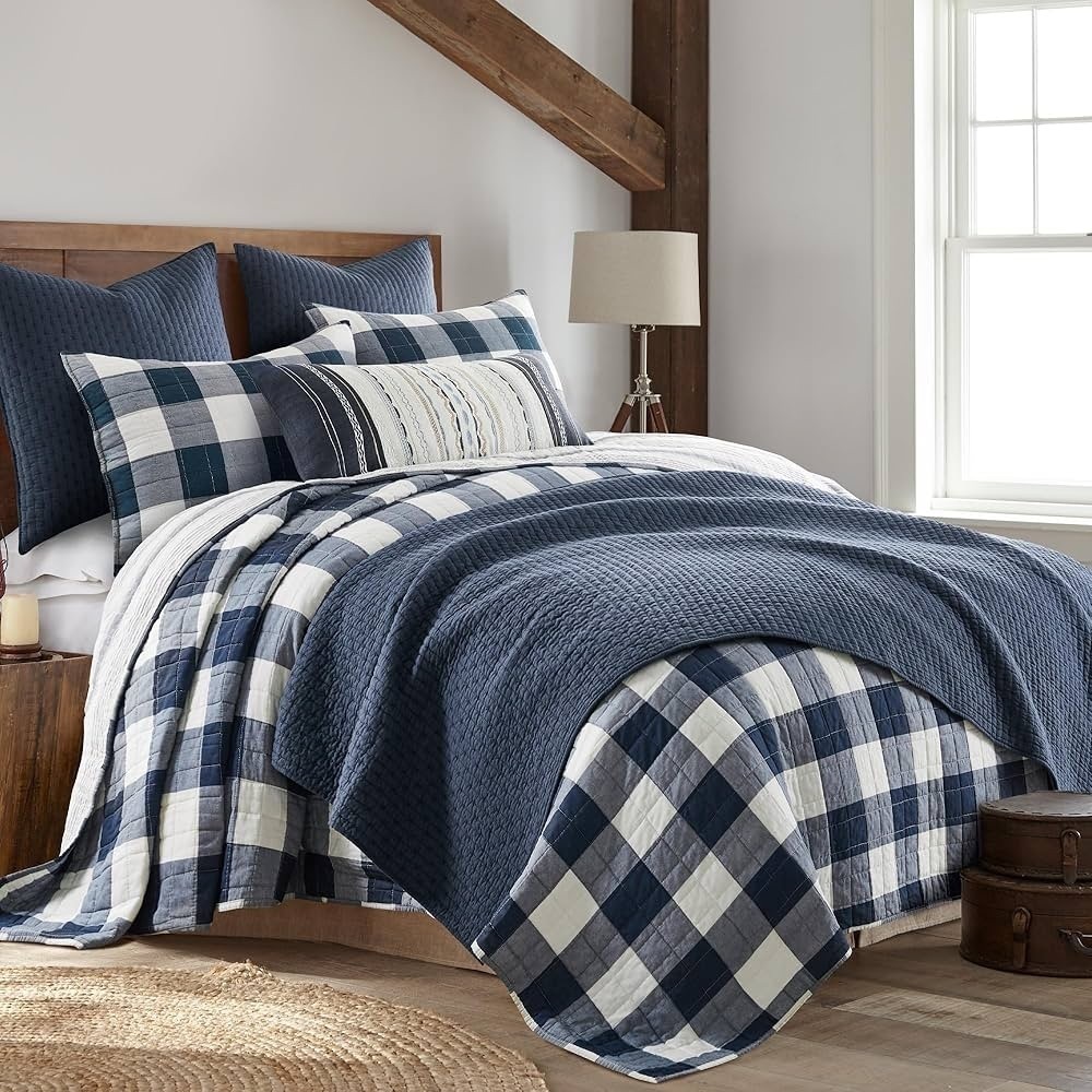 Levtex Home Cross Stitch Reversible Full/Queen Quilt Set 88x92in 2 Pillow Shams - Picture 2 of 11